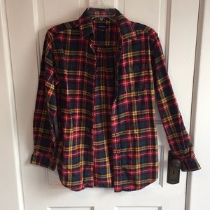 Plaid flannel, great colors